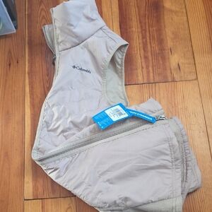 NWT Columbia Light Tan Quilted Vest